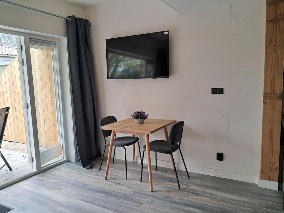 Strandhuisje Eva, Dicht Bij Zee Callantsoog Luaran gambar