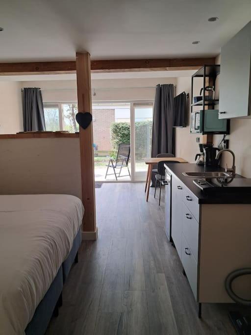 Strandhuisje Eva, Dicht Bij Zee Callantsoog Luaran gambar